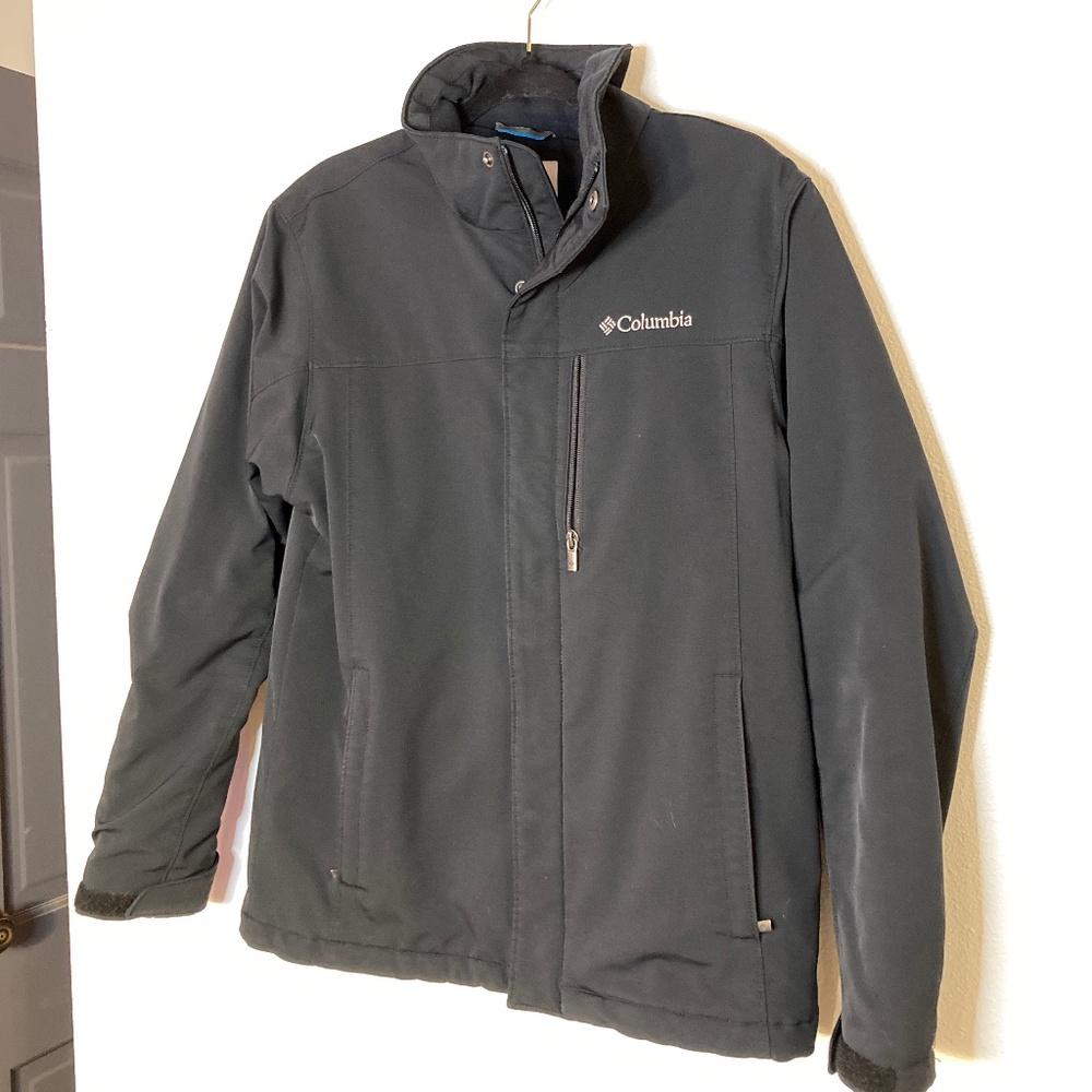 Columbia fleece lined zipper front lightweight waterproof jacket